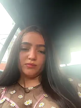 Juanita Rojas online show from 11/21/25, 03:11