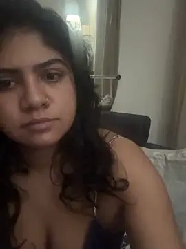 TiaBella  online show from 02/23/26, 09:45