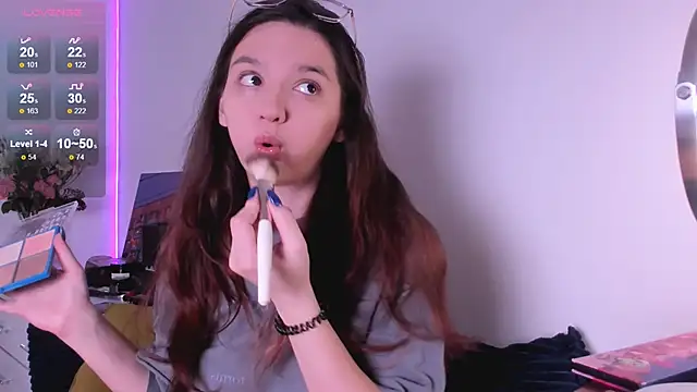 miabellee online show from 12/23/25, 09:29