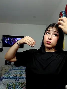 Snapshot of hot-shaved-baby chatting on 11/22/25, 07:46 hot-shaved-baby online show from 11/22/25, 07:46