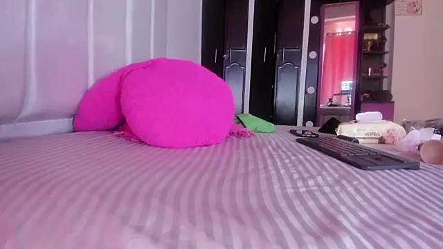 Thaliakim online show from 02/24/26, 05:11