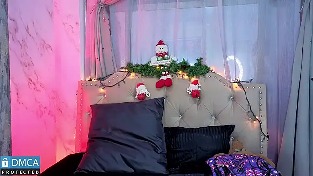 ahsly Zam online show from 11/26/25, 03:07