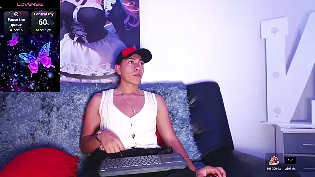 Snapshot of ATLASVANDRAKE chatting on 11/21/25, 08:29 ATLASVANDRAKE online show from 11/21/25, 08:29