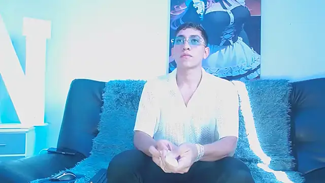 Snapshot of ATLASVANDRAKE chatting on 11/25/25, 07:58 ATLASVANDRAKE online show from 11/25/25, 07:58