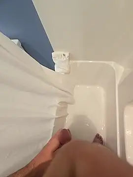 Snapshot of burg2007 chatting on 11/30/25, 07:01 burg2007 online show from 11/30/25, 07:01