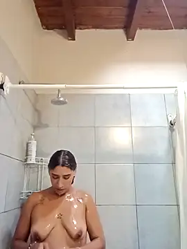 Snapshot of cata_bronw chatting on 02/04/26, 04:57 cata bronw online show from 02/04/26, 04:57