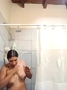 cata bronw online show from 04/17/26, 02:42