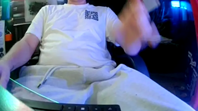 Bowerboi online show from 12/22/25, 02:30