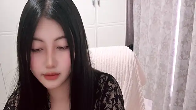 XIAOFENG-2025 online show from 06/17/26, 04:48