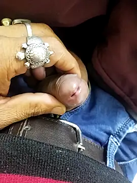 Snapshot of Playboy_139 chatting on 12/18/25, 09:59 Playboy 139 online show from 12/18/25, 09:59