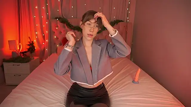 AnnetteLane online show from 01/06/26, 04:16