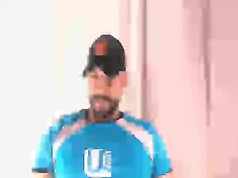 Snapshot of musclehetero chatting on 02/12/26, 03:12 musclehetero online show from 02/12/26, 03:12