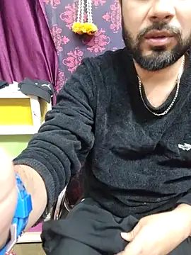 Cute Lucky online show from 12/18/25, 09:15