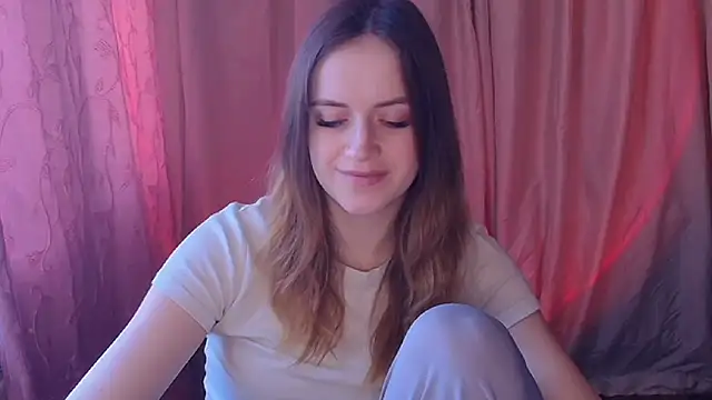 Illa May online show from 03/07/26, 10:45