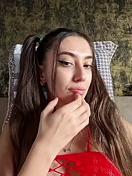 Snapshot of Virggin_Squirt chatting on 12/18/25, 11:27 Virggin Squirt online show from 12/18/25, 11:27