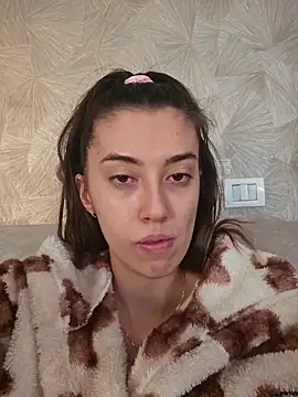 Snapshot of Virggin_Squirt chatting on 12/19/25, 07:04 Virggin Squirt online show from 12/19/25, 07:04