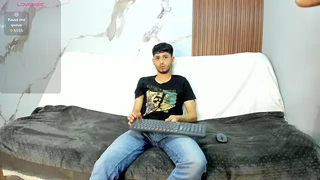 dracke and zara online show from 07/08/26, 01:04