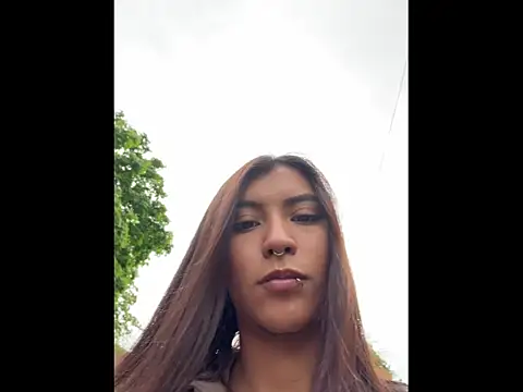 Zoe addiction online show from 05/20/26, 01:28