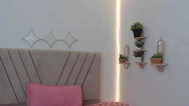 xoxo melany online show from 04/14/26, 12:11