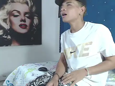 crissex3 online show from 03/20/26, 07:30