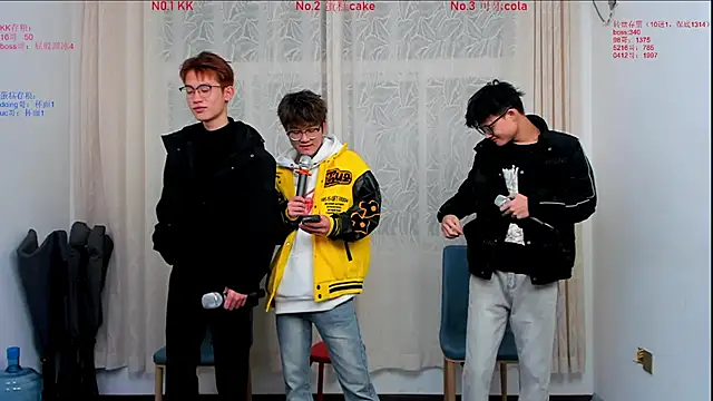 Delicious-boys-001 online show from 11/25/25, 10:26