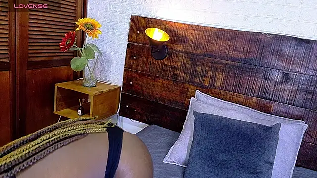 Amy Brunette online show from 11/29/25, 05:49