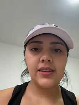 Snapshot of Sammyy_torres chatting on 12/14/25, 10:14 Sammyy torres online show from 12/14/25, 10:14