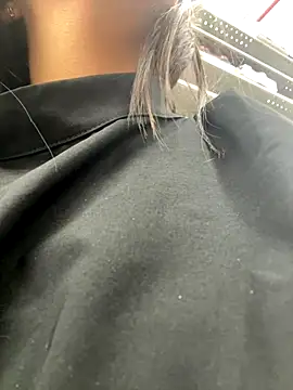 Snapshot of Sammyy_torres chatting on 12/18/25, 12:27 Sammyy torres online show from 12/18/25, 12:27