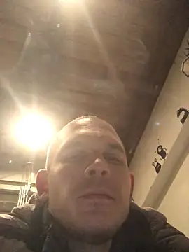 Spielzeugtwink online show from 03/17/26, 10:46