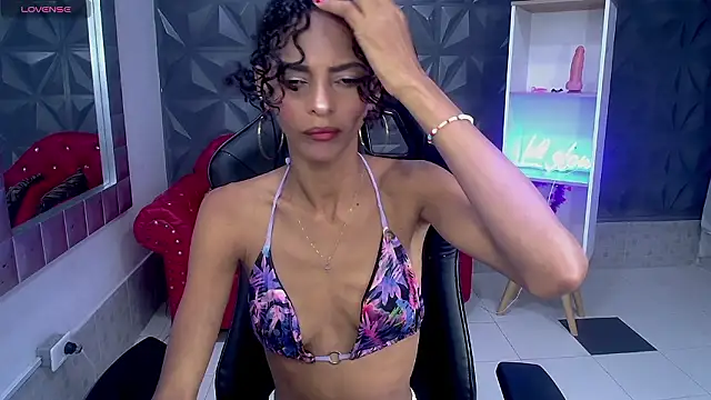 becky lynch 102 online show from 02/09/26, 05:39