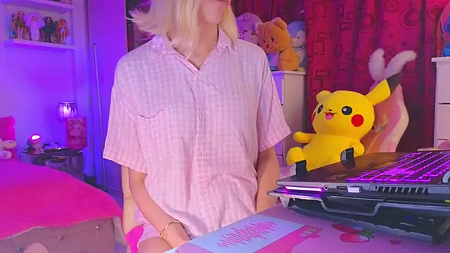 MadamBarbiee online show from 12/01/25, 11:54