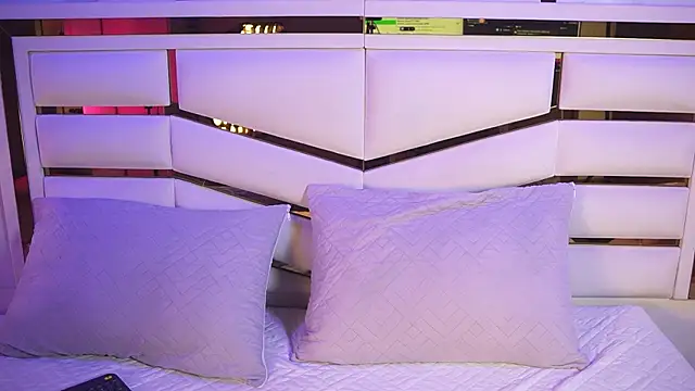 luciana agudelo online show from 03/31/26, 07:14