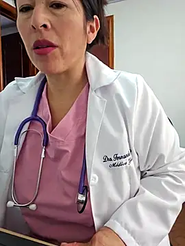 JustSamantha  online show from 12/22/25, 02:25