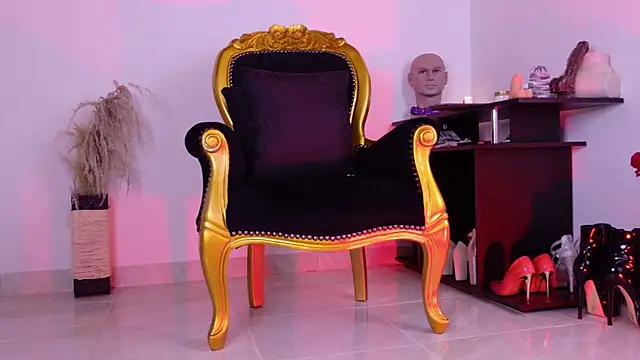 SaraFerrer  online show from 05/09/26, 05:23