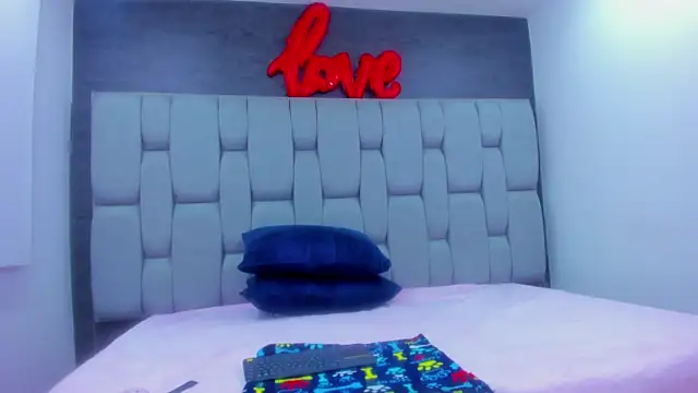 Sarita Ass online show from 11/27/25, 09:22