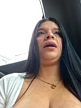 Layla-daring online show from 11/29/25, 07:06