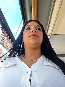 Layla-daring online show from 12/19/25, 06:59