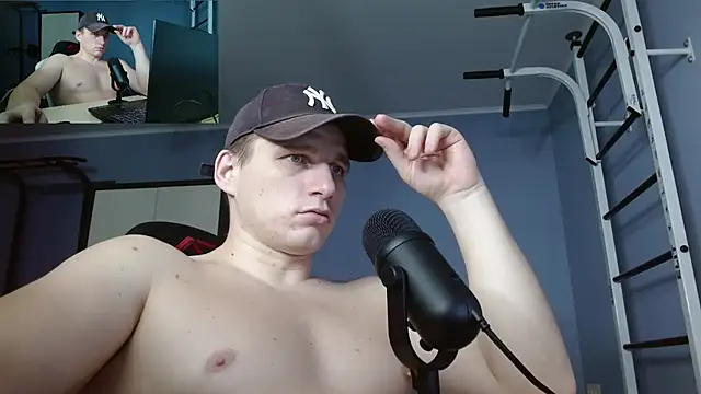 Poliglotjoe1 online show from 01/12/26, 06:24