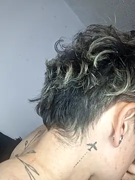 megan NL online show from 12/05/25, 05:16