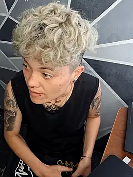 megan NL online show from 02/07/26, 01:37