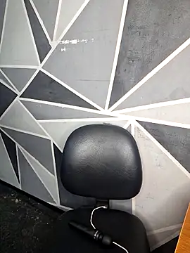 megan NL online show from 02/08/26, 08:18