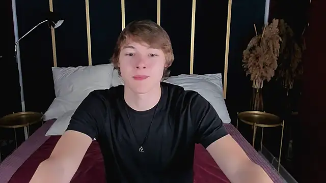 DonaldWoon online show from 11/23/25, 10:37