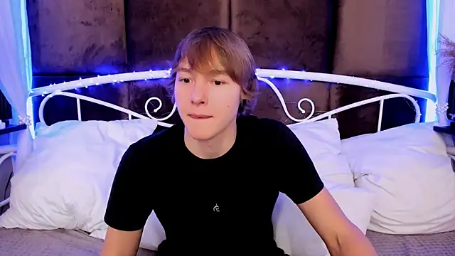 DonaldWoon online show from 12/05/25, 11:30