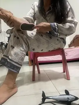 Snapshot of suna218 chatting on 11/28/25, 03:14 suna218 online show from 11/28/25, 03:14