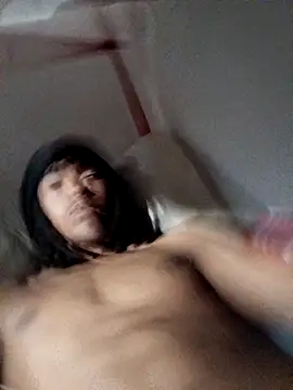 Snapshot of Eezxxx chatting on 12/02/25, 07:53 Eezxxx online show from 12/02/25, 07:53