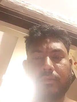 Snapshot of Roy___121 chatting on 02/11/26, 04:39 Roy 121 online show from 02/11/26, 04:39