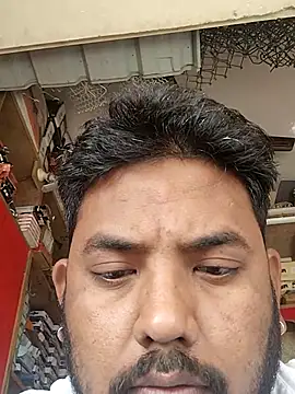 Snapshot of Roy___121 chatting on 02/13/26, 04:52 Roy 121 online show from 02/13/26, 04:52