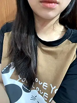 XndSeraphina online show from 11/21/25, 03:05