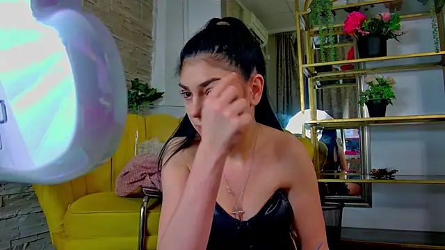 SerennaNoir online show from 01/18/26, 05:33