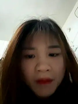 Snapshot of Spring-spring chatting on 12/05/25, 03:48 Spring-spring online show from 12/05/25, 03:48